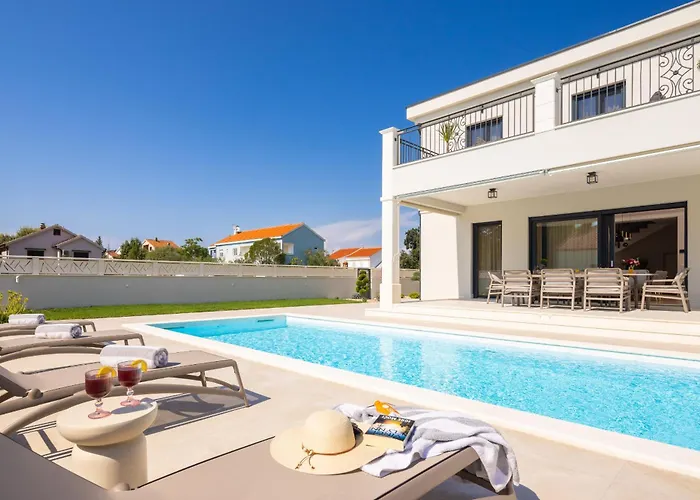 Вилла Promona Петрчане