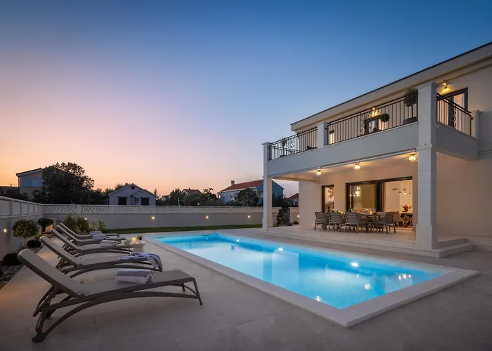 Promona * Петрчане